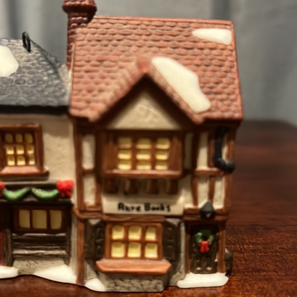 Department 56 Christmas Ornament The Old Curiosity Shop Charles Dickens Heritage - Picture 9 of 16